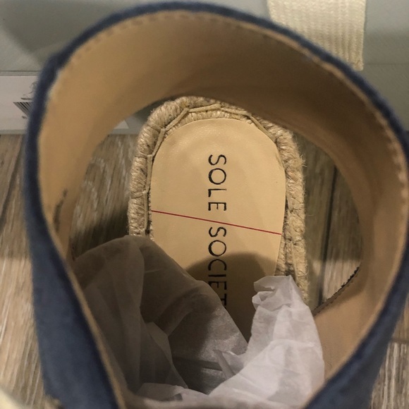 Sole Society Blue Jean Wedge NIB - Picture 6 of 12